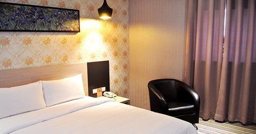 O House Hotel Kaohsiung Buitenkant foto