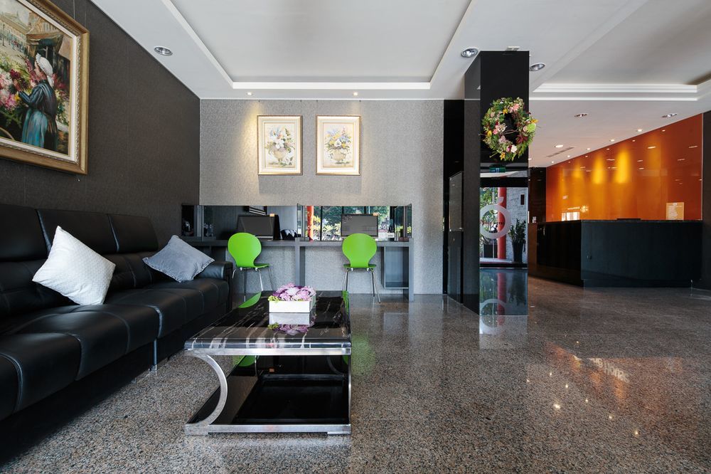 O House Hotel Kaohsiung Buitenkant foto