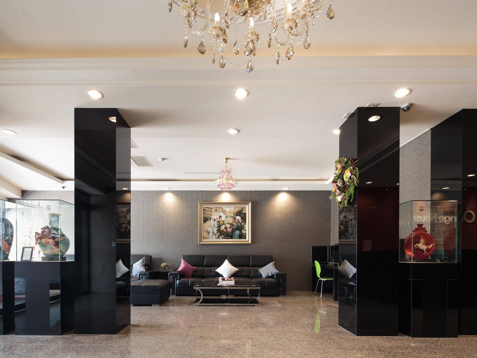 O House Hotel Kaohsiung Buitenkant foto